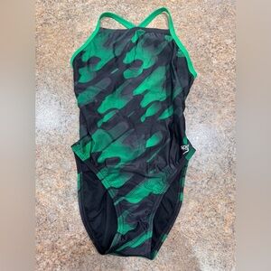 Speedo PowerFLEX Eco One-Piece Swimsuit Size 30 Green Black Camo